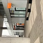 Immaculate 1-bed On The 26th Floor