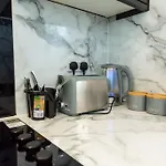 Benoit Apartmán *