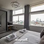 Luxury Penthouse Skyline 23rd Floor