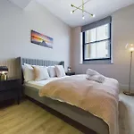 Luxury 2bedroom Centre Leisure & Business *