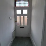 Chic 5 Double Bedroom House - 15 Min To Holiday home Manchester