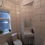 Chic 5 Double Bedroom House - 15 Min To Holiday home Manchester
