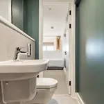 Two Bedrooms Exquisite En-suite Deansgate
