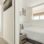Apartment Two Bedrooms Exquisite En-suite Deansgate