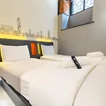 Easyhotel Hotel