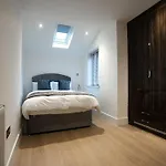فيلة Luxury 6 Bed Near Centre With Cinema & Games 5 Bathrooms *