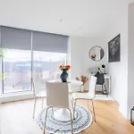 Drillzstays - Ethiad Free Parking Apartamento *