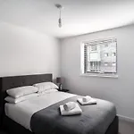Daire Spacious 2 Bed In Central Manchester