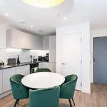 Apartment Stylish 2 Bedroom By Old Trafford