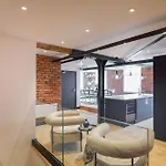 Omnia By The Heim Apartment