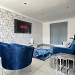 The Grey Mansion * Manchester