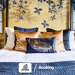 Tatil Evi 3 Bedroom By Nyos Short Lets & Serviced With Garden