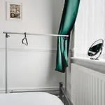 Spacious 3br - Pool Table - Games - Sleeps 9