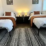 Modern Twin Near Ancoats & Etihad Stadium *