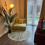 Modern Twin Near Ancoats & Etihad Stadium Manchester