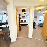 2 Bed Sportcity Opposite Etihad Stadium & Coop Live *