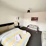 United View! Big House, Prime Location, Transport Tatil Evi