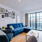 Hilltop Serviced - Piccadilly