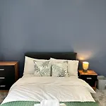 Daisybank Co-living - Private Self-cater *