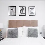 Appartement Luxury 2-Bed Apartment In Salford Quays 10 Min To Manchester & Mediacity *