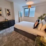Hébergement de vacances 4 Bed Townhouse Piccadilly Free Parking *