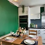 7 Guests House Old Trafford,media City,city Centre, Free Parking * Manchester