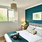 7 Guests House Old Trafford,media City,city Centre, Free Parking *