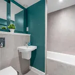 Stylish Modern * Manchester