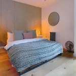 Townhouse East By Casacity
