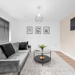 Morden En-suite - Close Cente & Etihad Stadium