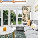 Villa In Greater Manchester