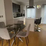 Luxury Modern Town House, Centre, Free Secured Parking Holiday home Manchester