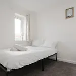 Cozy 3br - Games - Sleeps 9 Appartement *