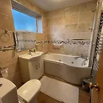 Gæstehus Cosy 4-bedroom *
