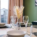 Rest&recharge At A Spacious Townhouse By The Etihad Casa vacanze Manchester
