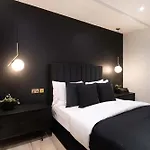 Chromatica By The Heim Lejlighed
