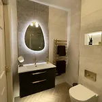 Serene Retreat Sleeps 6 With Garden Prázdninový dům