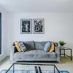 Daire Centre - Luxury Two Bedroom Manchester