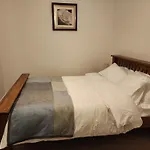 בית נופש My -2 Bed House-free Parking
