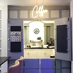 Airport Hotel 3*