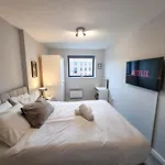 2 Bed Castlefield Flat Canalside Апартаменты Манчестер