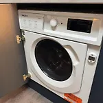 Cosy 2 Double Bedroom In Ancoats 7 Minutes From Coop Live, Etihad Stadium & Centre- Free Parking Available *