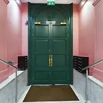 Emerald Escape 3 Bed 3 Bath Apartment Manchester