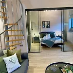 Emerald Escape 3 Bed 3 Bath *