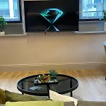 Emerald Escape 3 Bed 3 Bath * Manchester