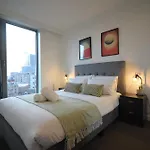 Life - 2-bed 1-bath Top-floor In New Cross *