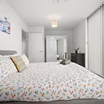 شقة Modern Highrise Luxury
