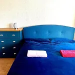 Spacious 3-bed Family Retreat With Cosy Living And Garden! Free Parking 맨체스터