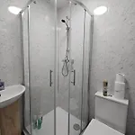 Landcross Co-living - Private Self-cater Manchester