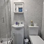 Landcross Co-living - Private Self-cater Hébergement de vacances *
